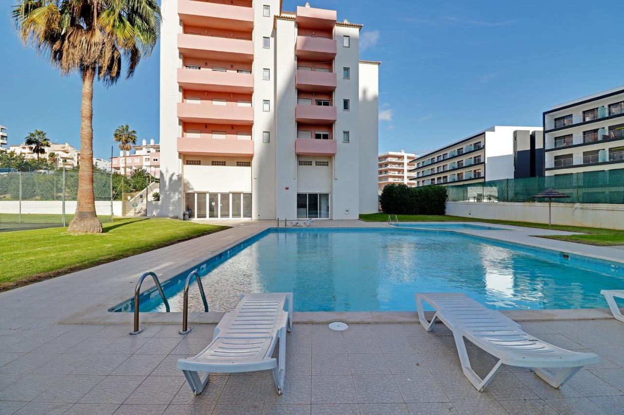 Praia Da Rocha Central 1 With Pool By Homing Portimão Exterior foto